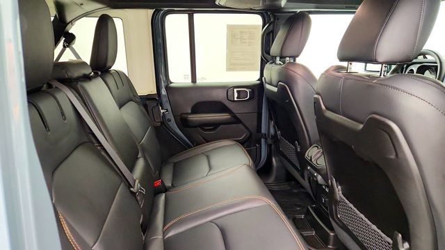 2024 Jeep Wrangler 4xe Sahara 4xe 4x4 w/ McKinley Power Seats, Hardtop & Tow Group - 23100925 - 22