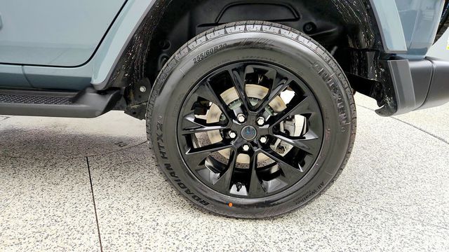 2024 Jeep Wrangler 4xe Sahara 4xe 4x4 w/ McKinley Power Seats, Hardtop & Tow Group - 23100925 - 8