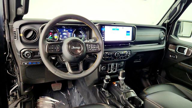 2024 Jeep Wrangler 4xe Sahara 4xe w/ Tech Group, Alpine, Navi & Off-Road Camera - 23100867 - 11