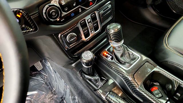 2024 Jeep Wrangler 4xe Sahara 4xe w/ Tech Group, Alpine, Navi & Off-Road Camera - 23100867 - 15