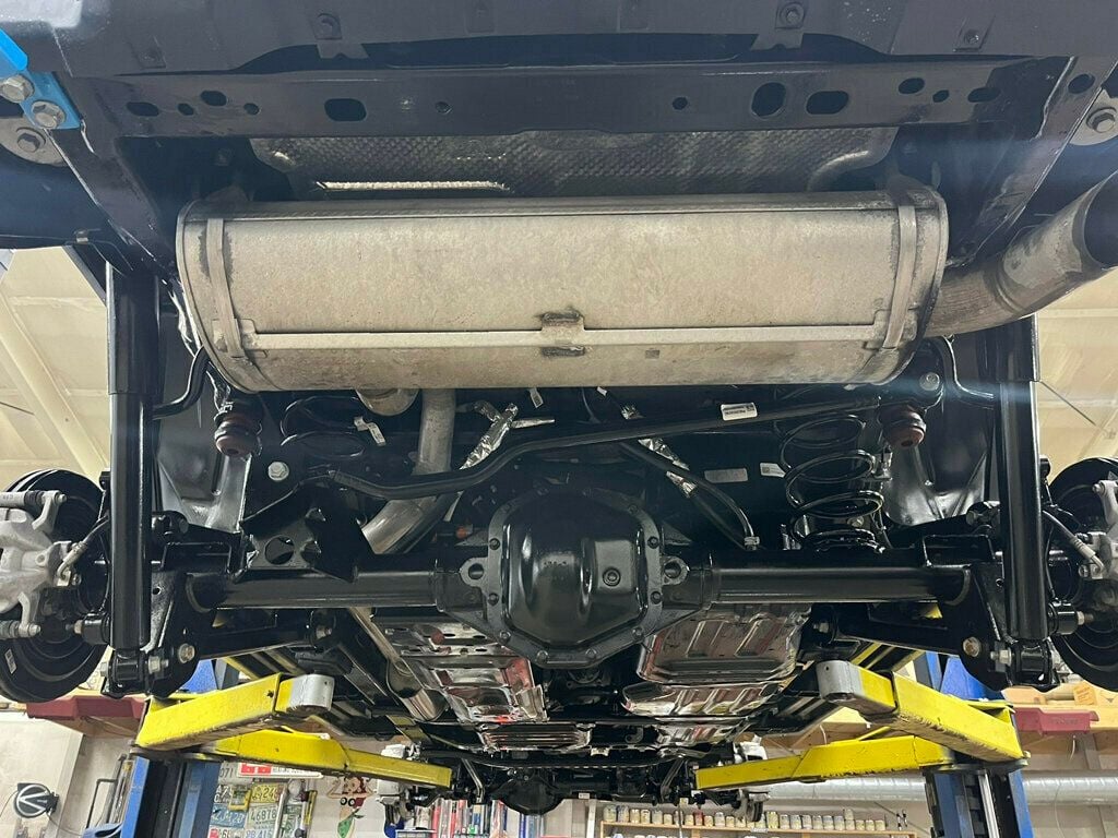 2024 Jeep Wrangler 4xe Sahara with Factory Hard Top and Soft Top $65,350 MSRP - 22986887 - 17