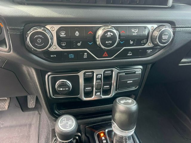 2024 Jeep Wrangler 4xe Sahara with Factory Hard Top and Soft Top $65,350 MSRP - 22986887 - 33