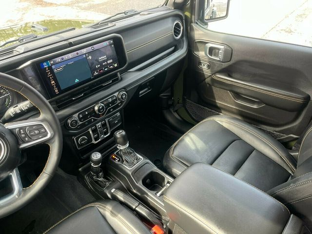 2024 Jeep Wrangler 4xe Sahara with Factory Hard Top and Soft Top $65,350 MSRP - 22986887 - 40