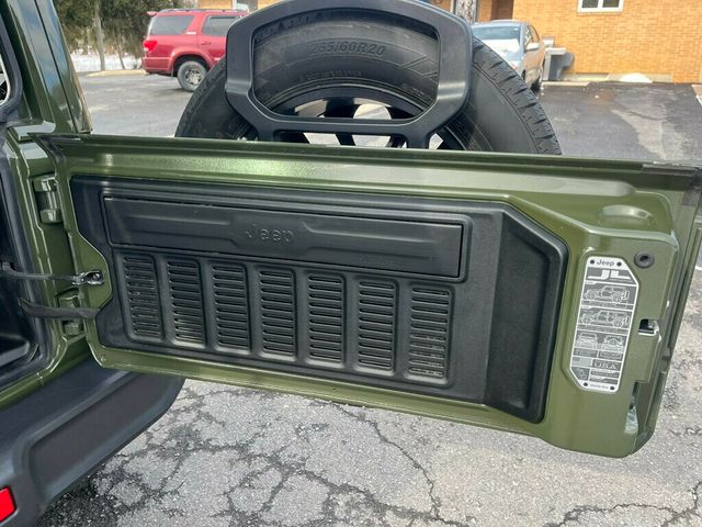 2024 Jeep Wrangler 4xe Sahara with Factory Hard Top and Soft Top $65,350 MSRP - 22986887 - 43