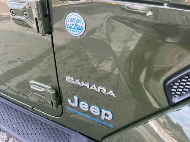 2024 Jeep Wrangler 4xe Sahara with Factory Hard Top and Soft Top $65,350 MSRP - 22986887 - 8