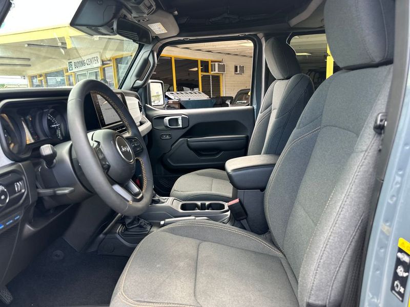 2024 Jeep Wrangler 4xe Sport S 4x4 - 23016416 - 12