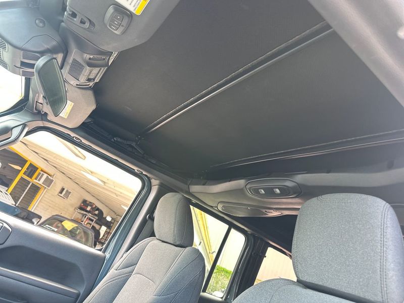 2024 Jeep Wrangler 4xe Sport S 4x4 - 23016416 - 19