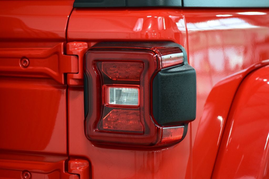 2024 Jeep Wrangler 4xe Sport S 4x4 - 23009354 - 20