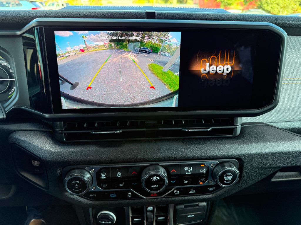 2024 Jeep Wrangler 4xe Sport S 4x4 - 22929650 - 21