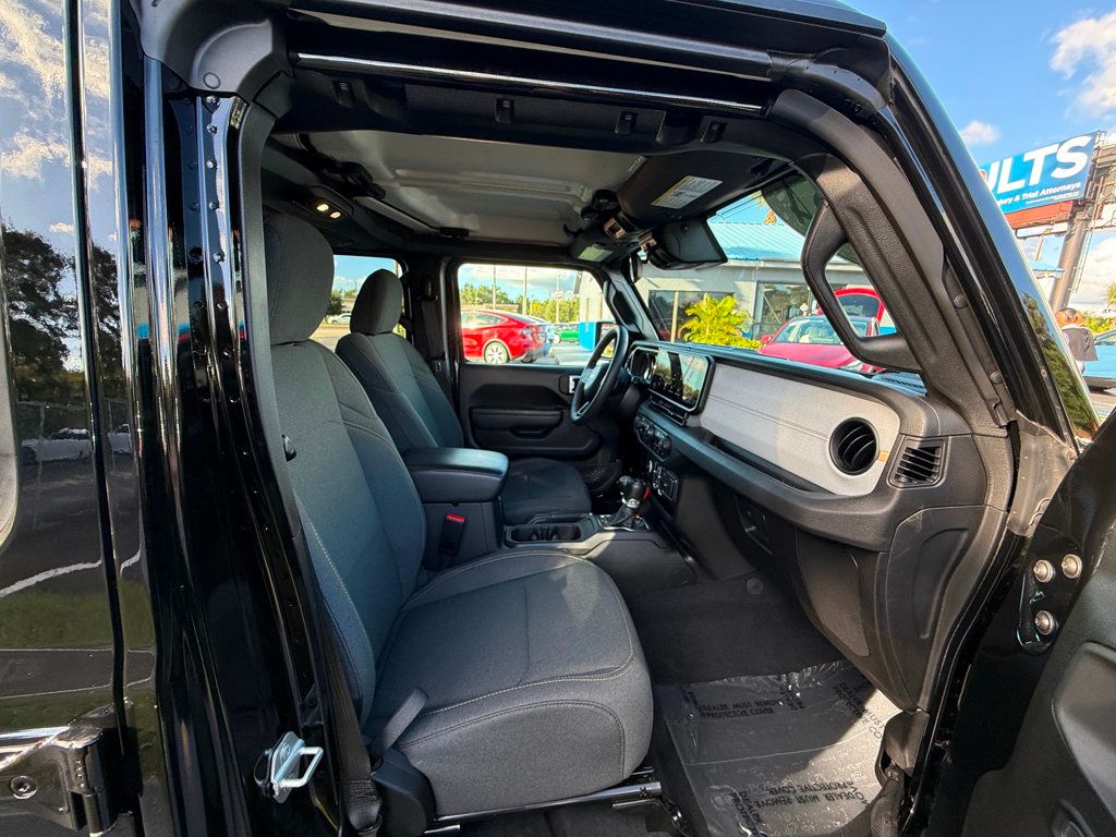 2024 Jeep Wrangler 4xe Sport S 4x4 - 22929650 - 36