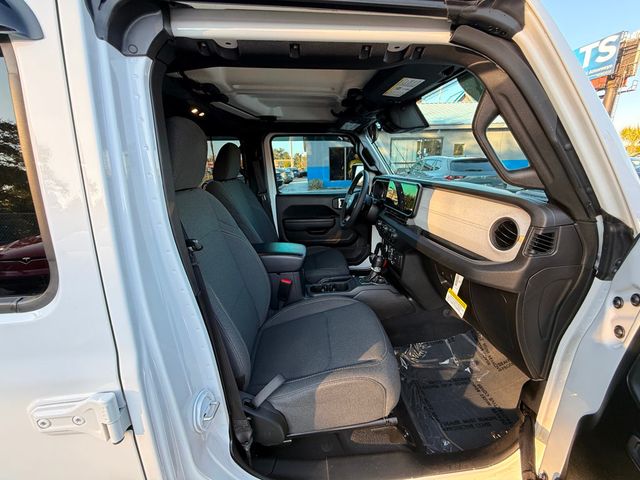 2024 Jeep Wrangler 4xe Sport S 4x4 - 22958510 - 31