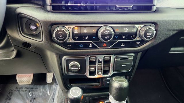 2024 Jeep Wrangler 4xe Sport S 4x4 - 23101494 - 16