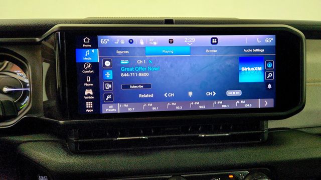 2024 Jeep Wrangler 4xe Sport S 4xe w/ Convenience Group & 3-Piece Hard Top - 23099970 - 17