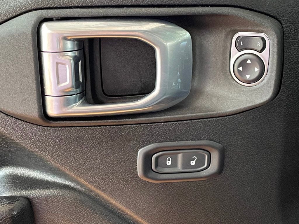 2024 Jeep Wrangler 4xe Willys 4x4 - 23016969 - 13