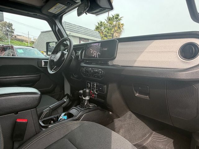 2024 Jeep Wrangler 4xe Willys 4x4 - 22978376 - 25