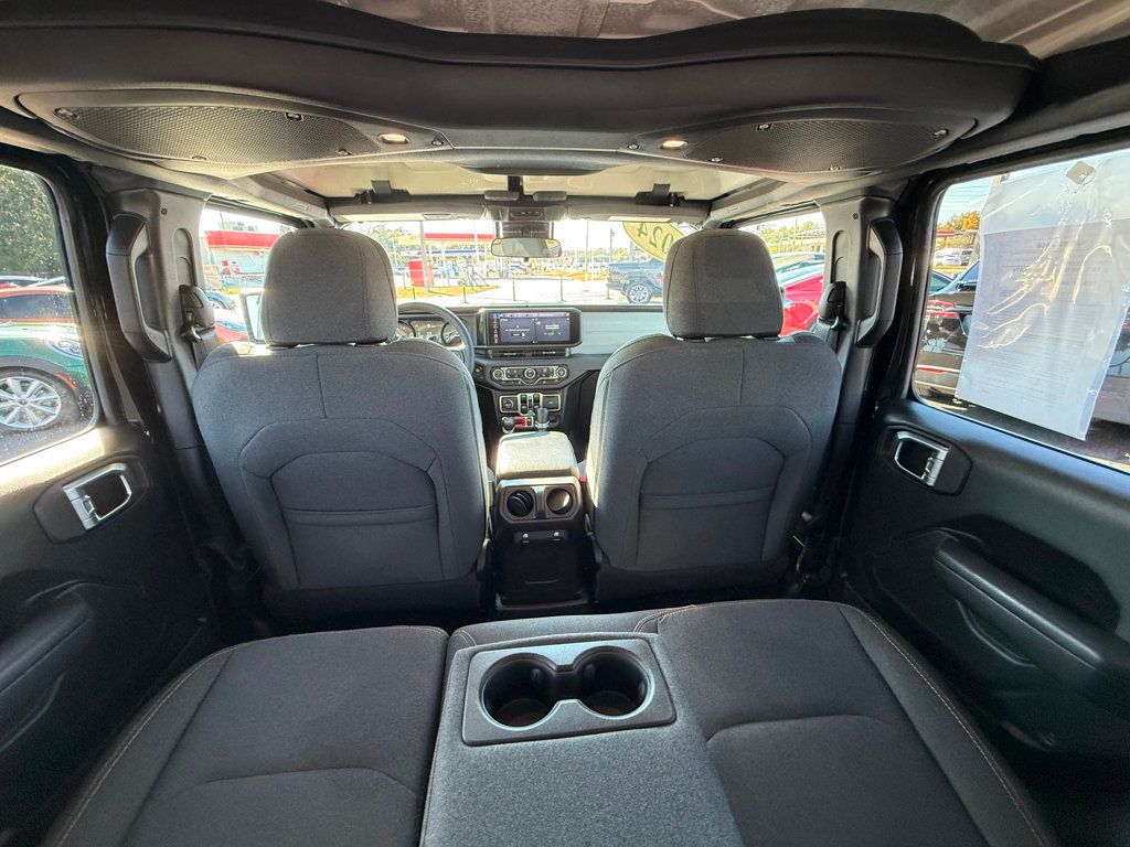 2024 Jeep Wrangler 4xe Willys 4x4 - 22929649 - 28