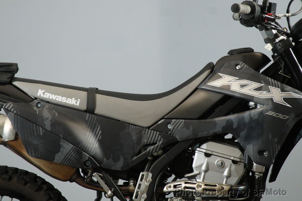 2024 Kawasaki KLX300 One Owner, 2453 Mi - 22970416 - 8