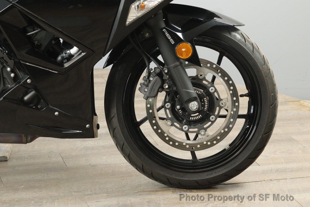 2024 Kawasaki Ninja 500 ABS One Owner, 1677 Mi - 23008791 - 13