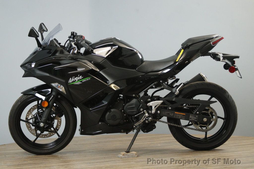2024 Kawasaki Ninja 500 ABS One Owner,2256 Miles - 22984475 - 3