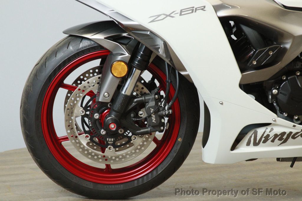 2024 Kawasaki Ninja ZX-6R 1 Owner, Only 995 Mi - 22865903 - 12
