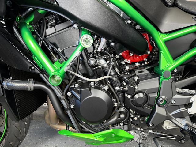 2024 Kawasaki Z H2 SE LIKE NEW! - 22943904 - 12