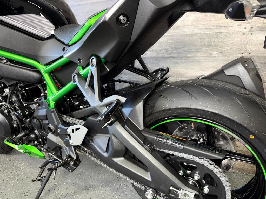 2024 Kawasaki Z H2 SE LIKE NEW! - 22943904 - 13