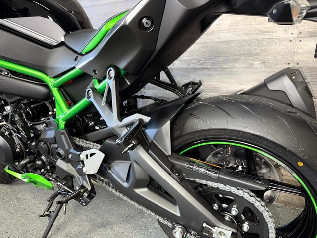2024 Kawasaki Z H2 SE LIKE NEW! - 22943904 - 13