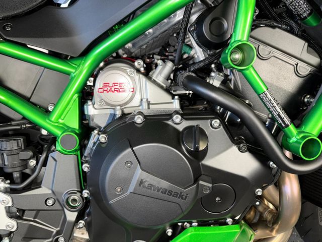 2024 Kawasaki Z H2 SE LIKE NEW! - 22943904 - 4