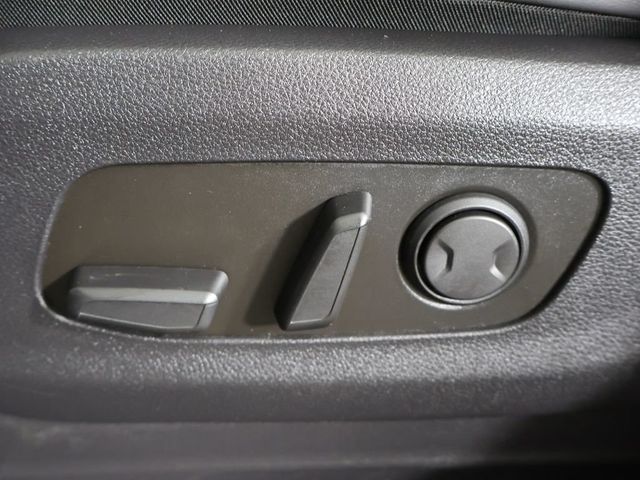 2024 Kia Carnival EX FWD - 23037601 - 32