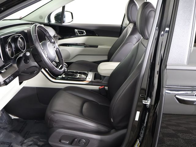2024 Kia Carnival EX FWD - 23092444 - 30