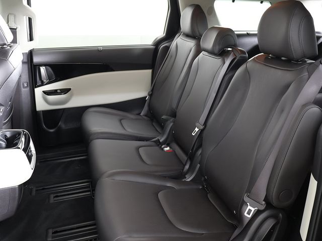 2024 Kia Carnival EX FWD - 23092444 - 33