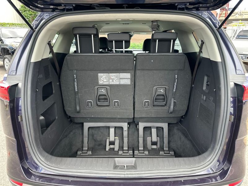 2024 Kia Carnival LX - 22993819 - 19