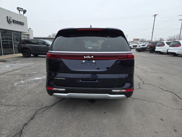 2024 Kia Carnival LX - 22979424 - 2