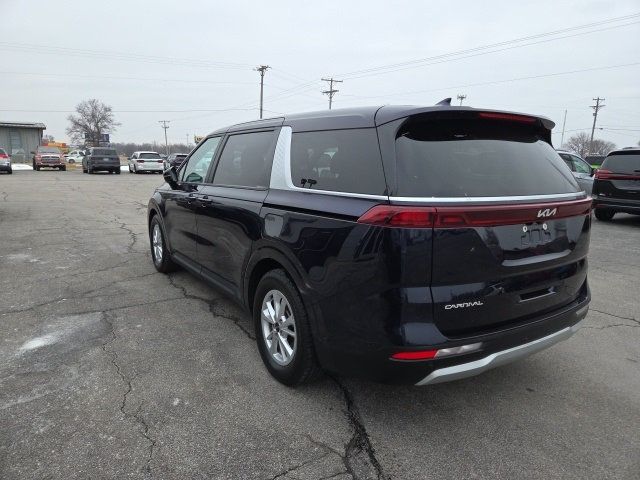 2024 Kia Carnival LX - 22979424 - 3
