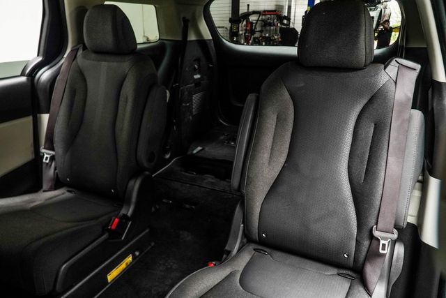 2024 Kia Carnival LX - 22935292 - 36