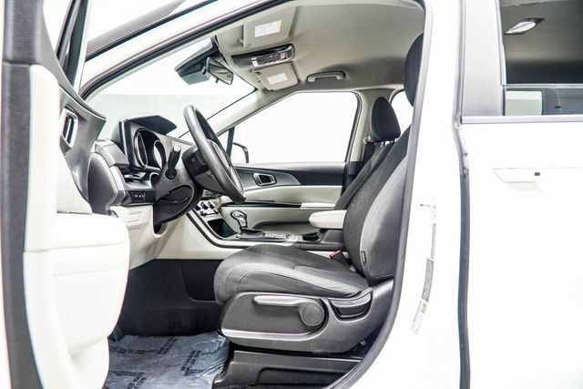 2024 Kia Carnival LX FWD - 22935292 - 34