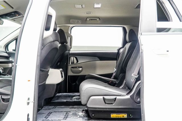 2024 Kia Carnival LX FWD - 22935292 - 35