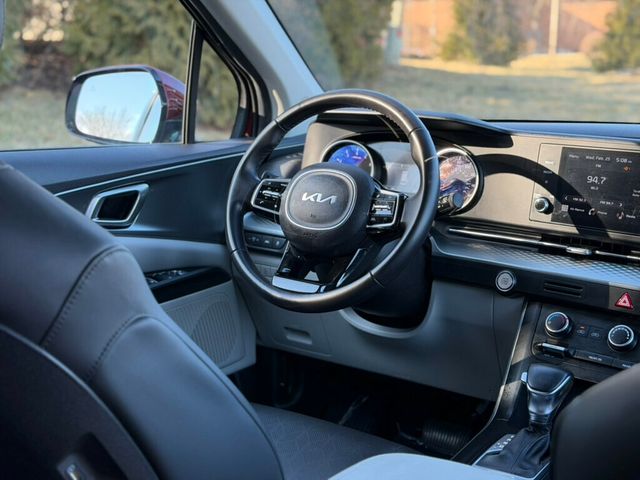 2024 Kia Carnival LX FWD w/Seat Pkg - 22987289 - 24