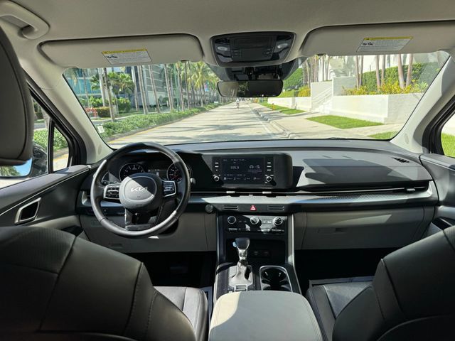 2024 Kia Carnival LX FWD w/Seat Pkg - 22943571 - 21