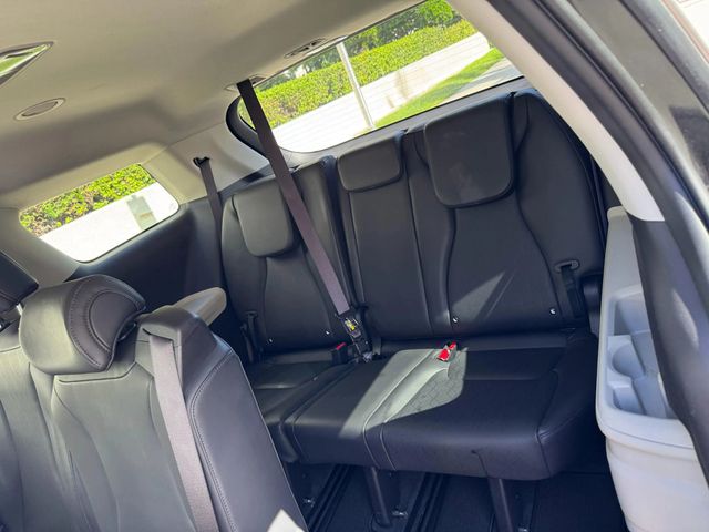 2024 Kia Carnival LX FWD w/Seat Pkg - 22943571 - 24