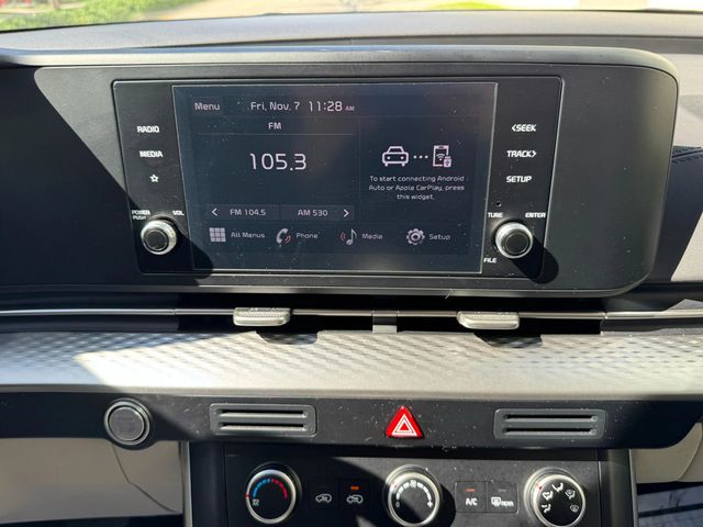 2024 Kia Carnival LX FWD w/Seat Pkg - 22943571 - 30