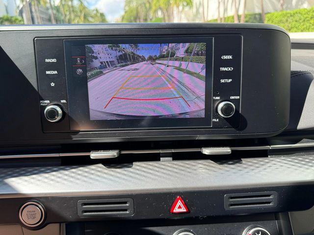 2024 Kia Carnival LX FWD w/Seat Pkg - 22943571 - 31