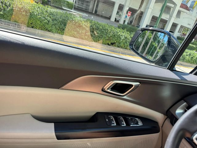 2024 Kia Carnival LX FWD w/Seat Pkg - 22943571 - 34