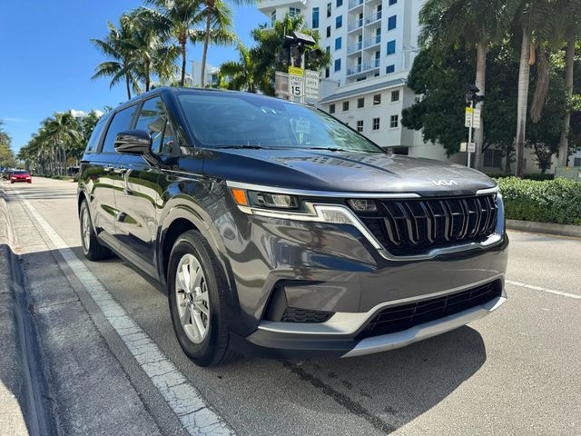 2024 Kia Carnival LX FWD w/Seat Pkg - 22943571 - 4