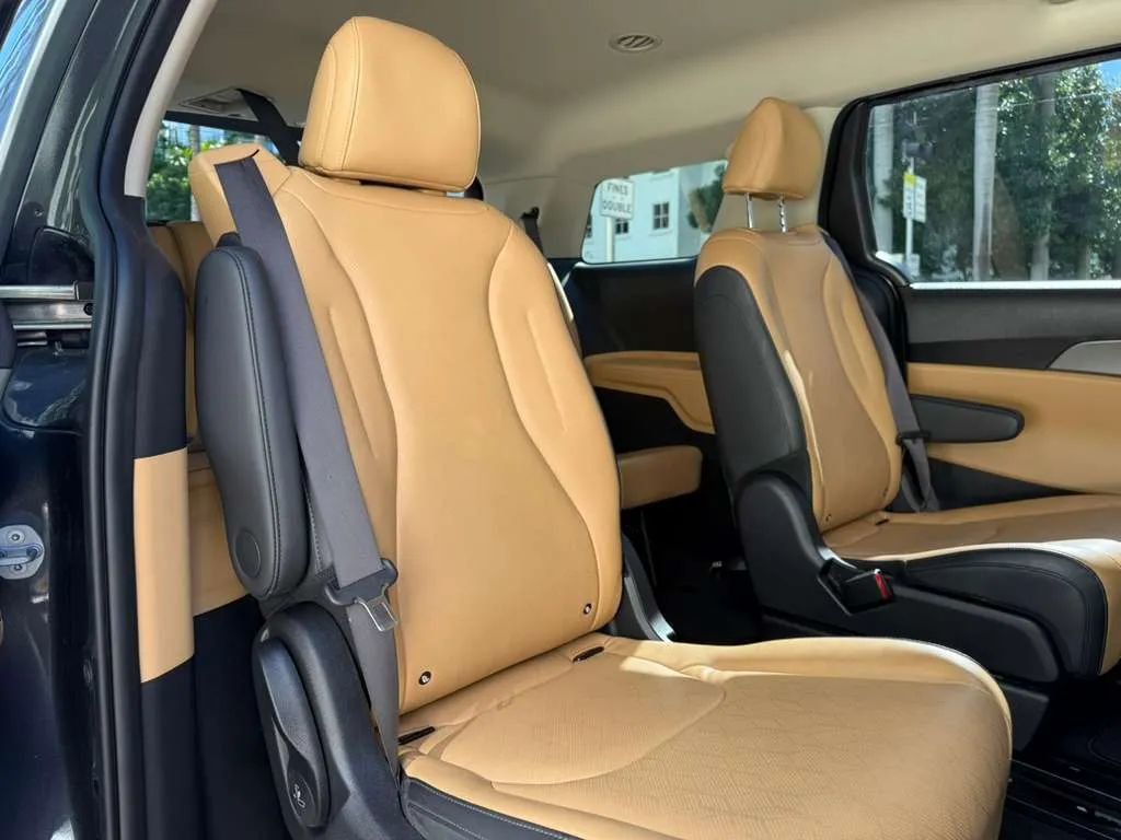 2024 Kia Carnival LX FWD w/Seat Pkg - 22965927 - 15