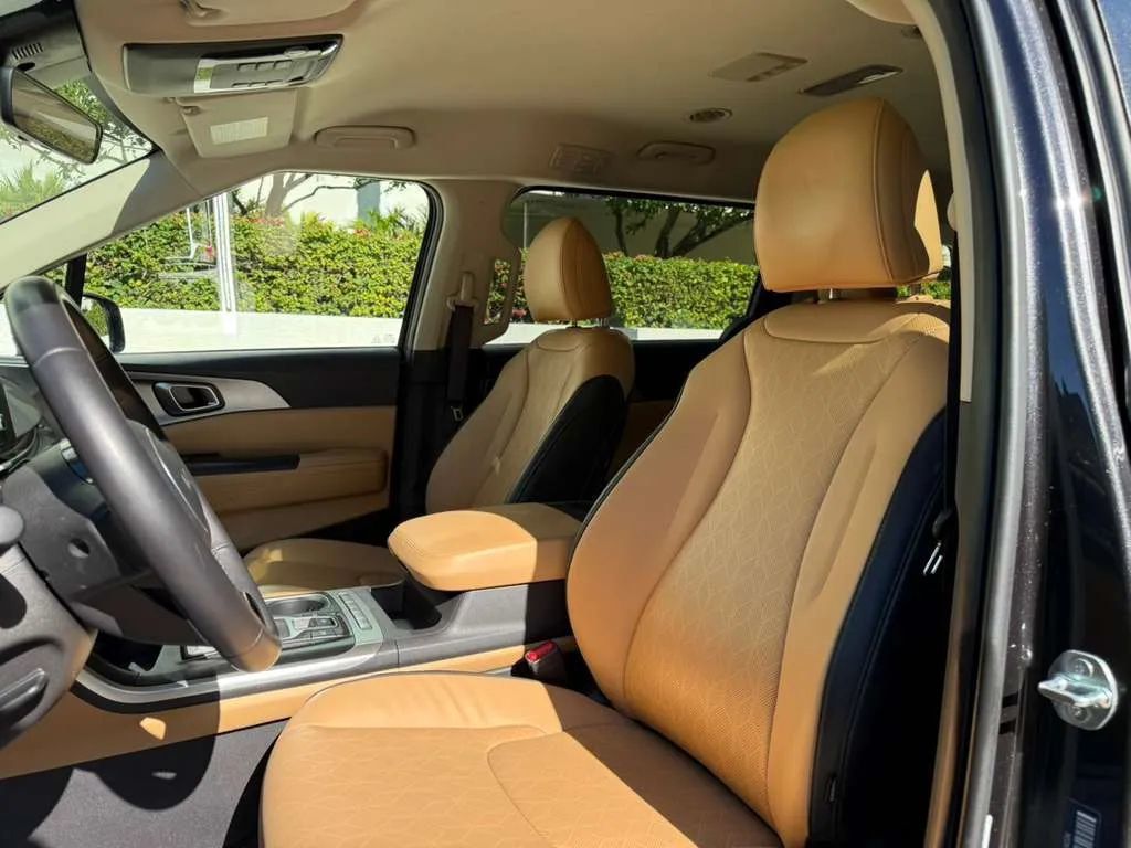 2024 Kia Carnival LX FWD w/Seat Pkg - 22965927 - 28