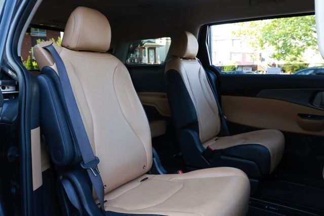 2024 Kia Carnival LX FWD w/Seat Pkg - 23033725 - 25