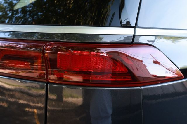 2024 Kia Carnival LX FWD w/Seat Pkg - 23033725 - 32