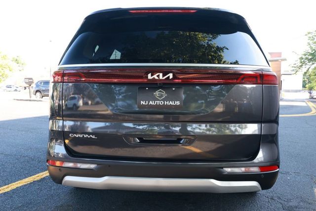 2024 Kia Carnival LX FWD w/Seat Pkg - 23033725 - 8