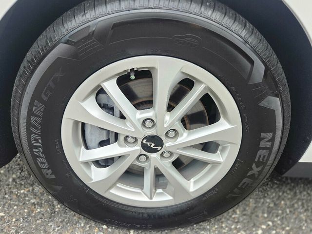 2024 Kia Carnival LX FWD w/Seat Pkg - 23049026 - 21